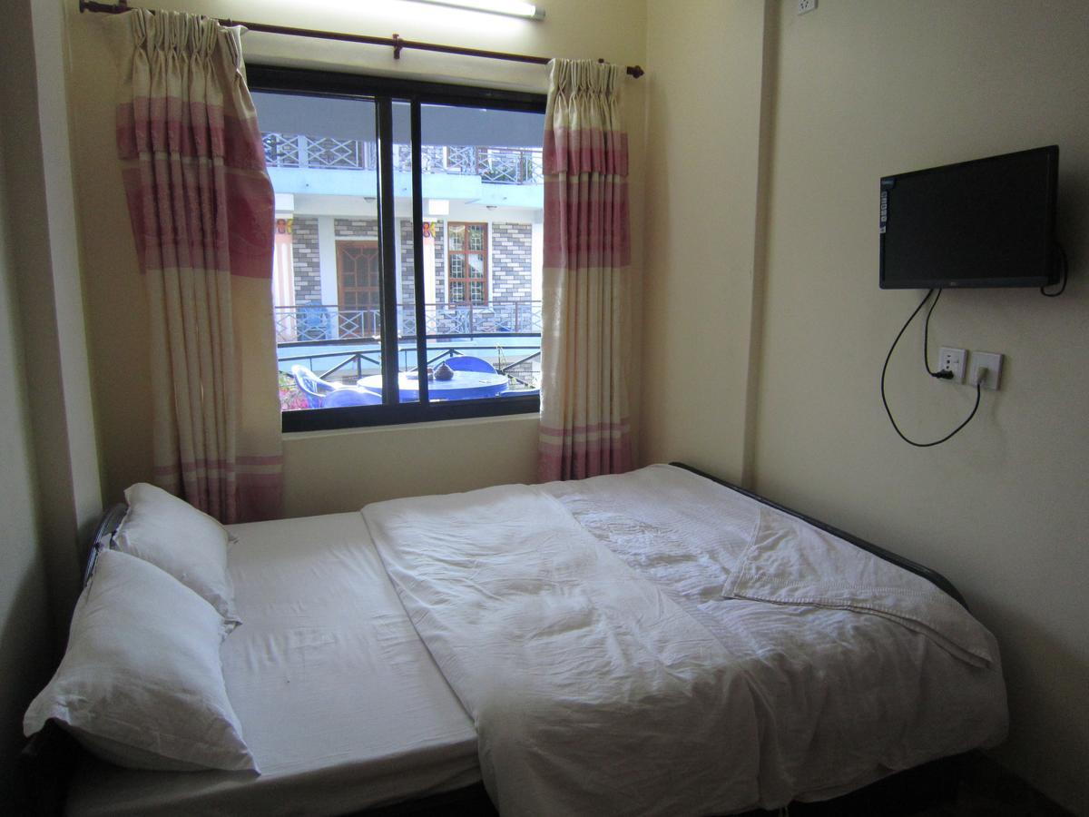 Hotel Sunflower Pokhara Exterior foto